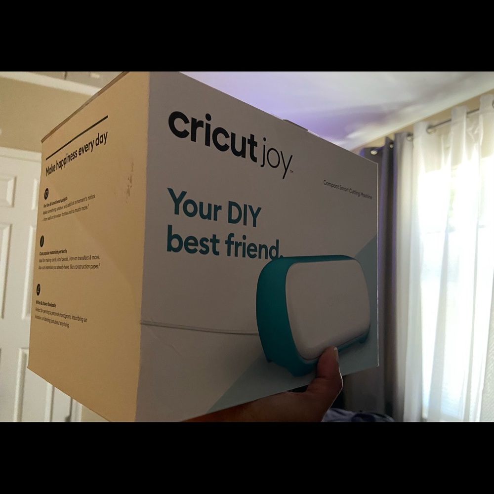 Cricut Joy: BRAND NEW NEVER USED - Picture 7 of 9